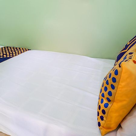 Spot On 93879 Wunut Homestay Syariah Sidoarjo Ngoại thất bức ảnh